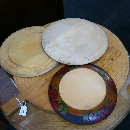 4 VINTAGE CHOPPING BOARDS; 1 DIA 490MM 