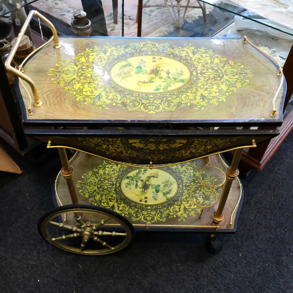 ORNATE RETRO DRINKS TROLLEY Image 1++