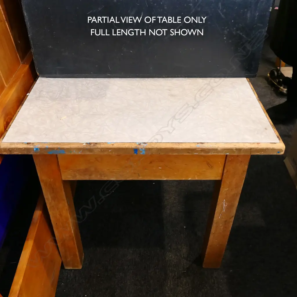 FORMICA TOP TABLE Image 1++