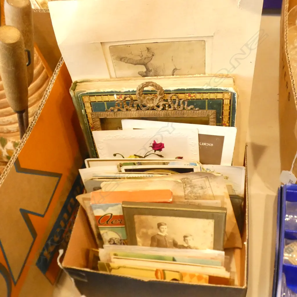 BOX LOT ASST. POSTCARDS,COMICS ETC Image 1++