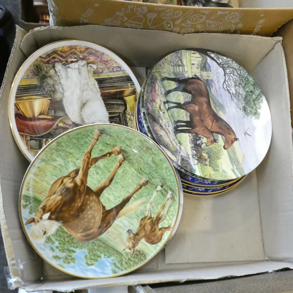 BOX COLLECTABLE PLATES INCL RD HORSE ETC.. Image 1++