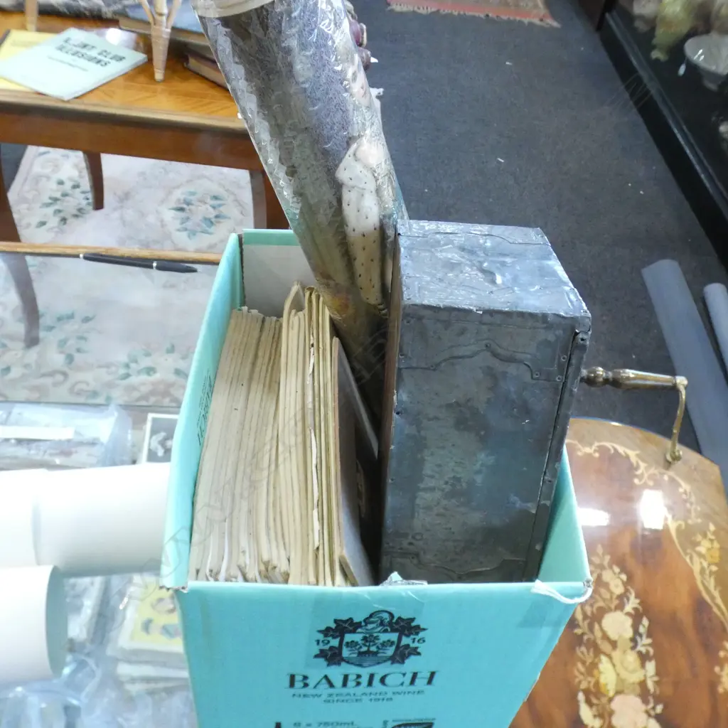 BOX LOT ROYAL MEMORABLIA INCL. SILK PRINTS + PEWTER BOX Image 1++