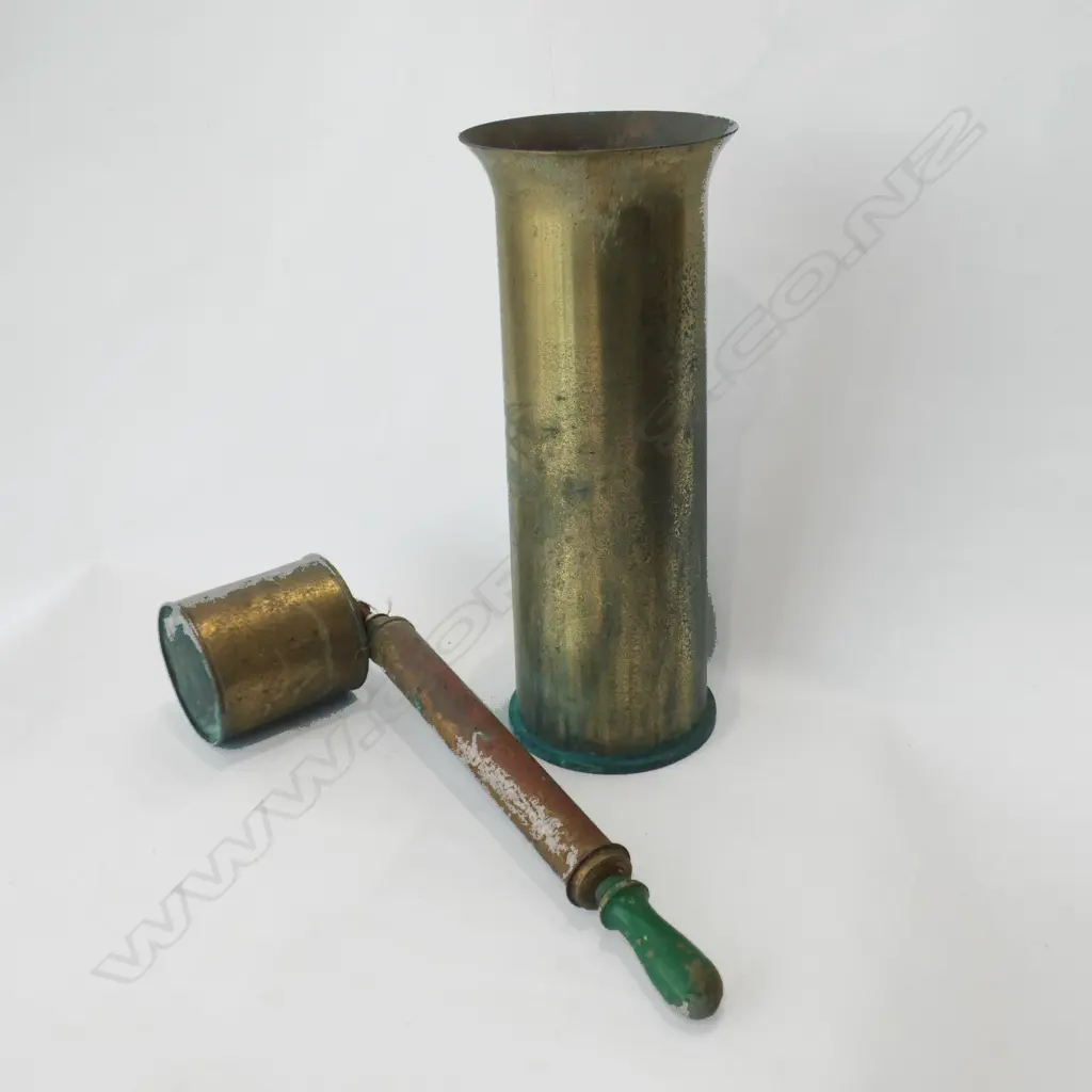 COPPER SPRAYER & BRASS SHELL VASE H.370mm Image 1++