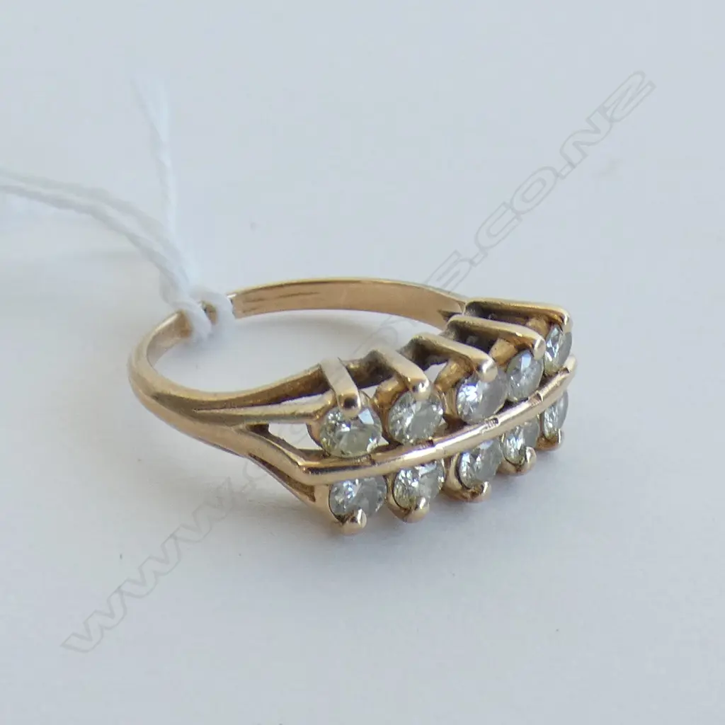 14CT GOLD AND TEN DIAMOND RING (COLOUR SLIGHTLY YELLOW) 4.15gm Image 1++