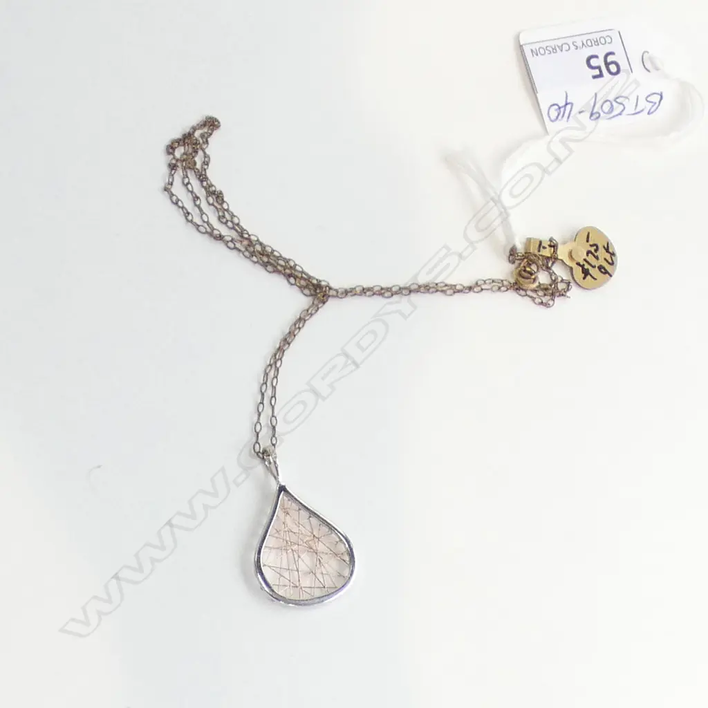 9CT ROSE & WHITE GOLD PENDANT 1.9gm ON PLATED CHAIN Image 1++