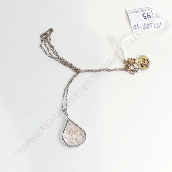 9CT ROSE & WHITE GOLD PENDANT 1.9gm ON PLATED CHAIN