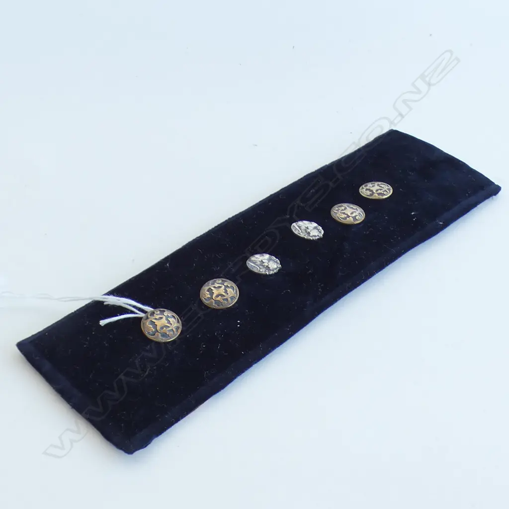 5 SILVER AND GILT ART NOUVEAU BUTTONS 2 STAMPED PARIS TO VERSO Image 1++