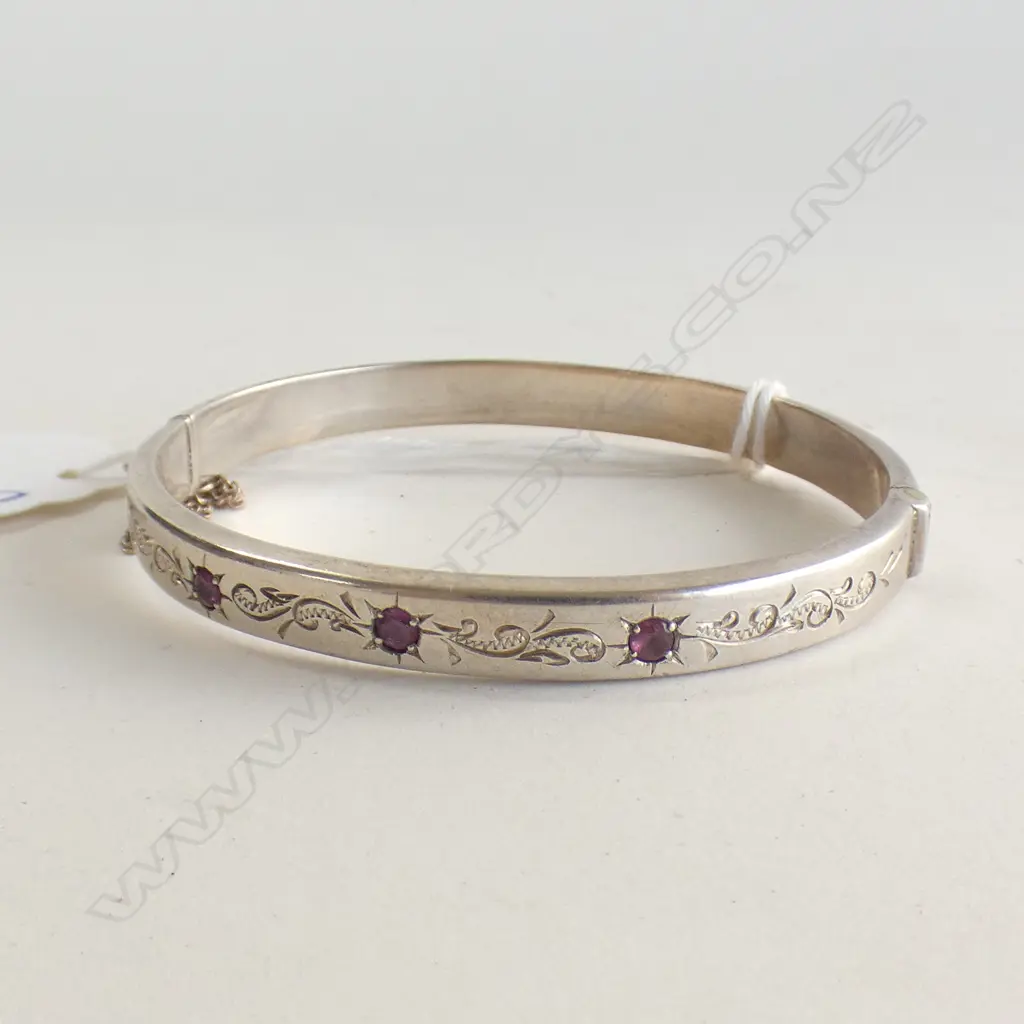 SILVER HINGED BANGLE 3 PINK STONES ENGRAVED H & S Image 1++