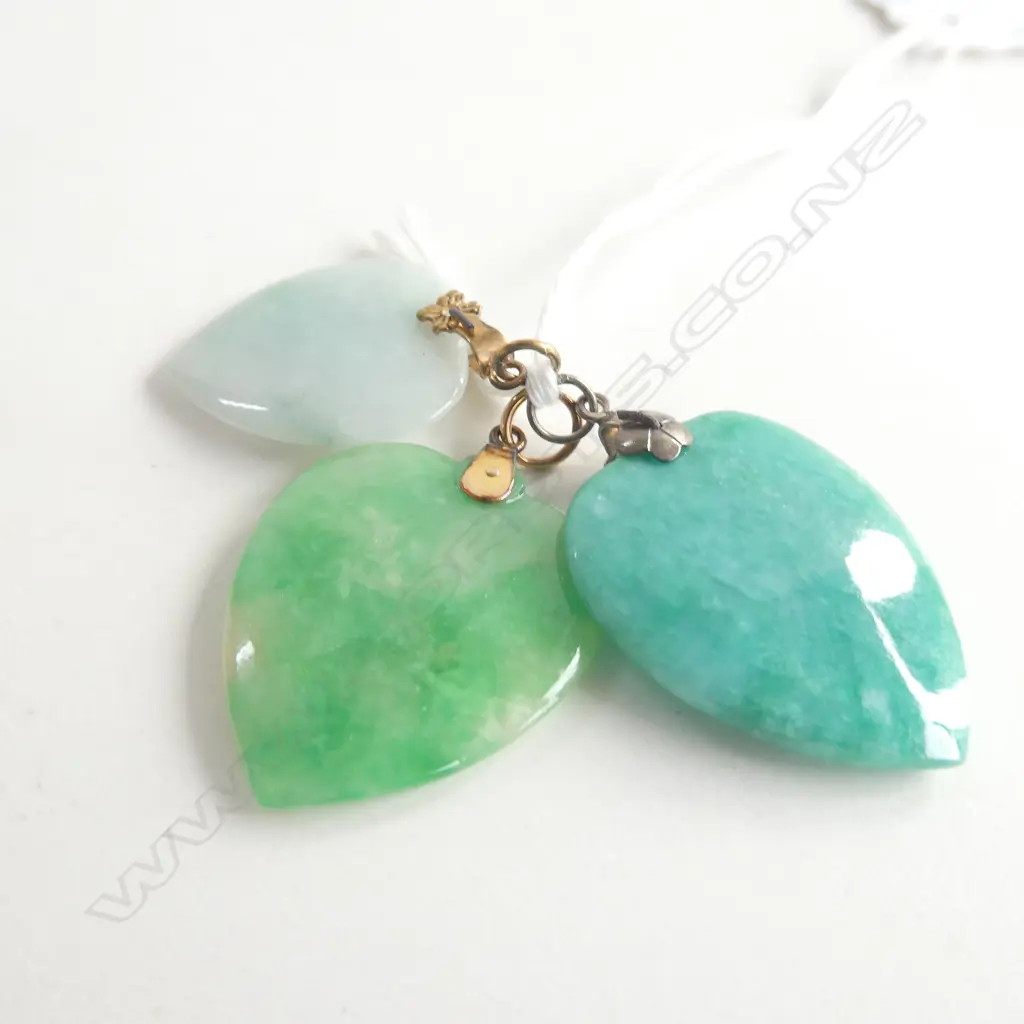 THREE JADE HEART PENDANTS Image 1++