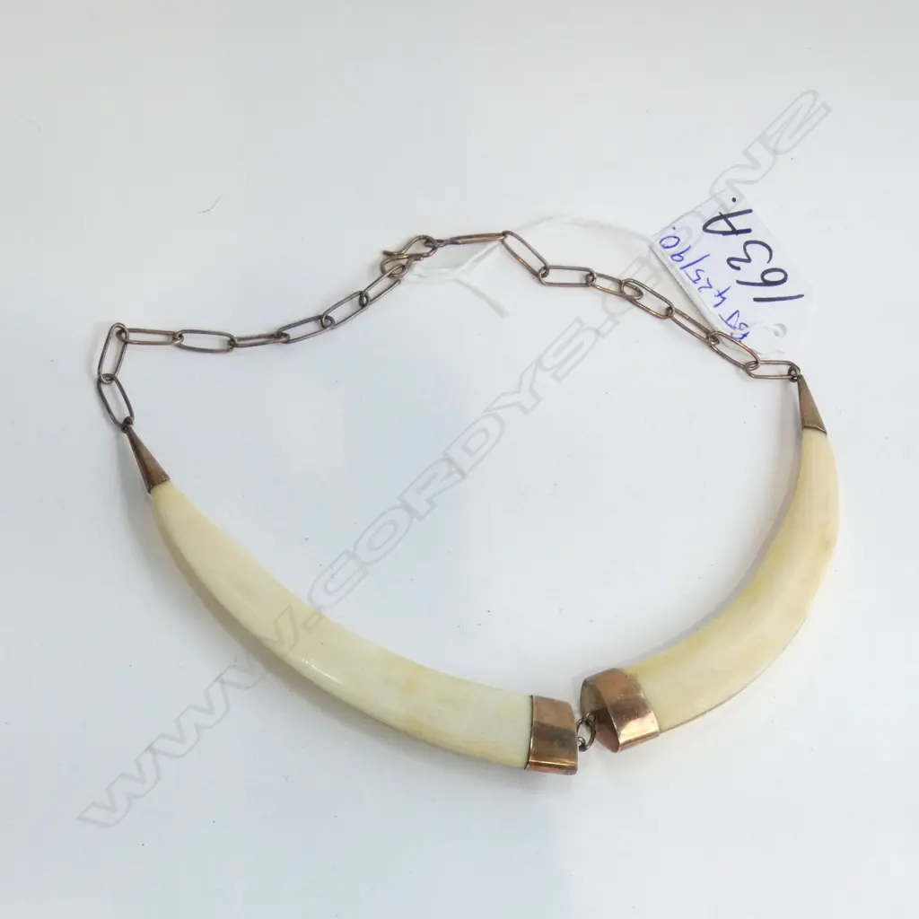 c. 1900 DOUBLE TUSK NECKLACE w. 9CT ROSE GOLD MOUNT & CHAIN Image 1++