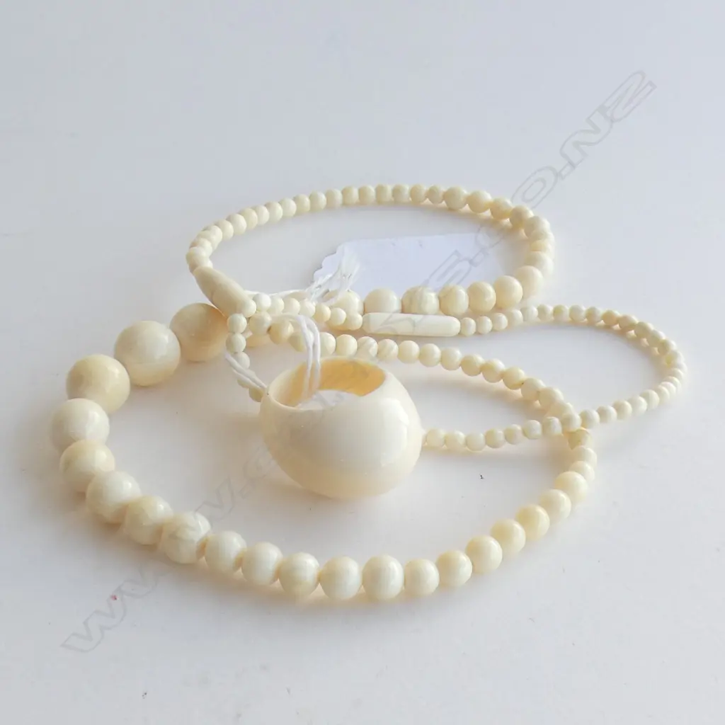 VINTAGE IVORY NECKLACE, BRACELET & RING Image 1++