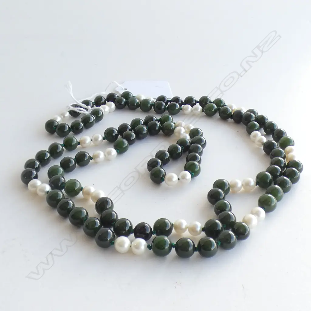 JADE & PEARL SINGLE STRAND LONG NECKLACE Image 1++