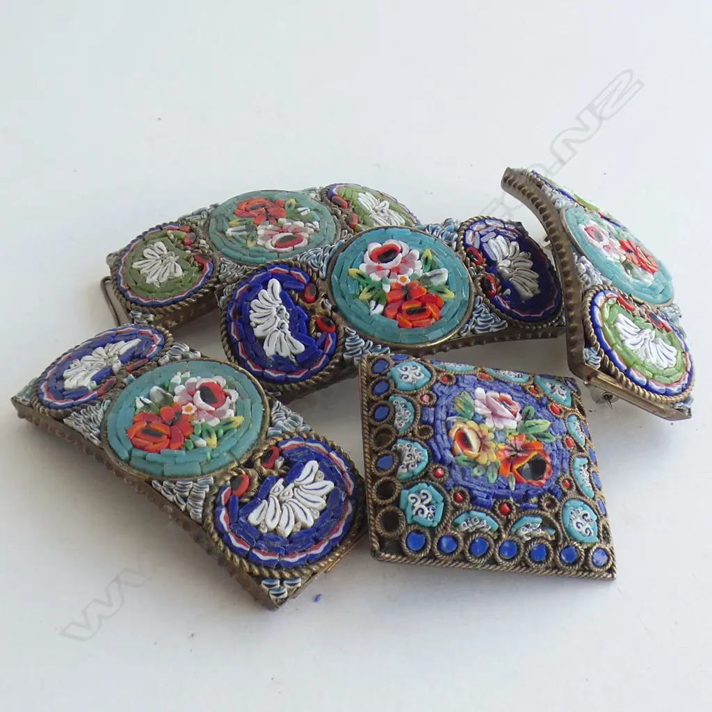 ASSTD MOSAIC BROOCHES AND BUCKLES Image 1++