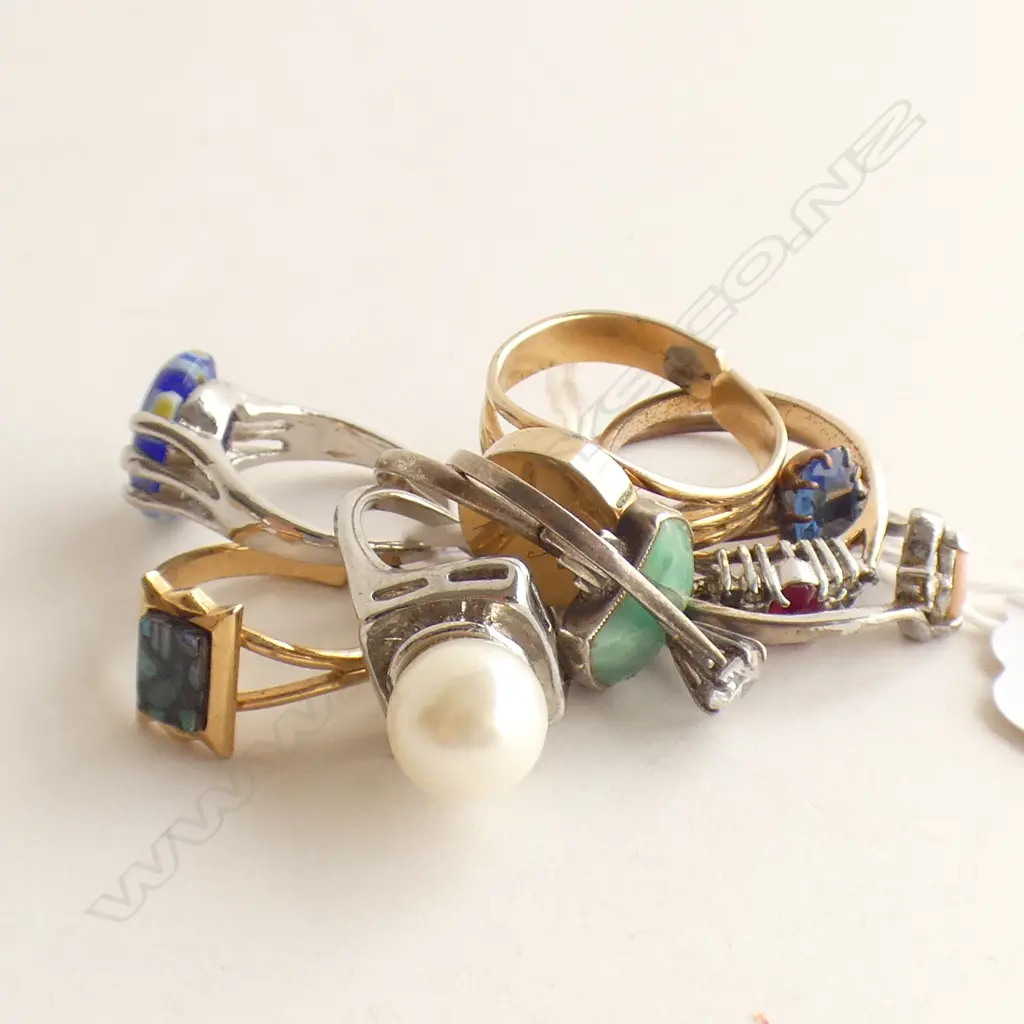 9 COSTUME RINGS Image 1++