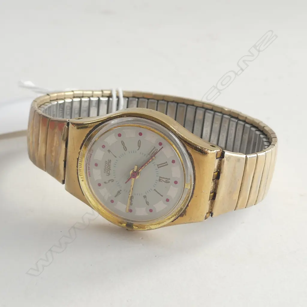 SWATCH WATCH WITH ORIGINAL SWATCH STRAP Image 1++