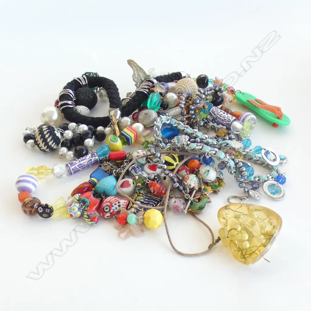 BAG COSTUME JEWELLERY  Image 1++