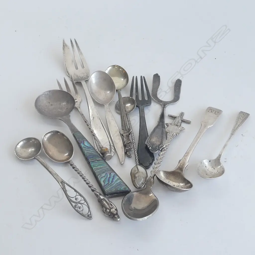 13 PCES STG CUTLERY 162 GRAMS Image 1++