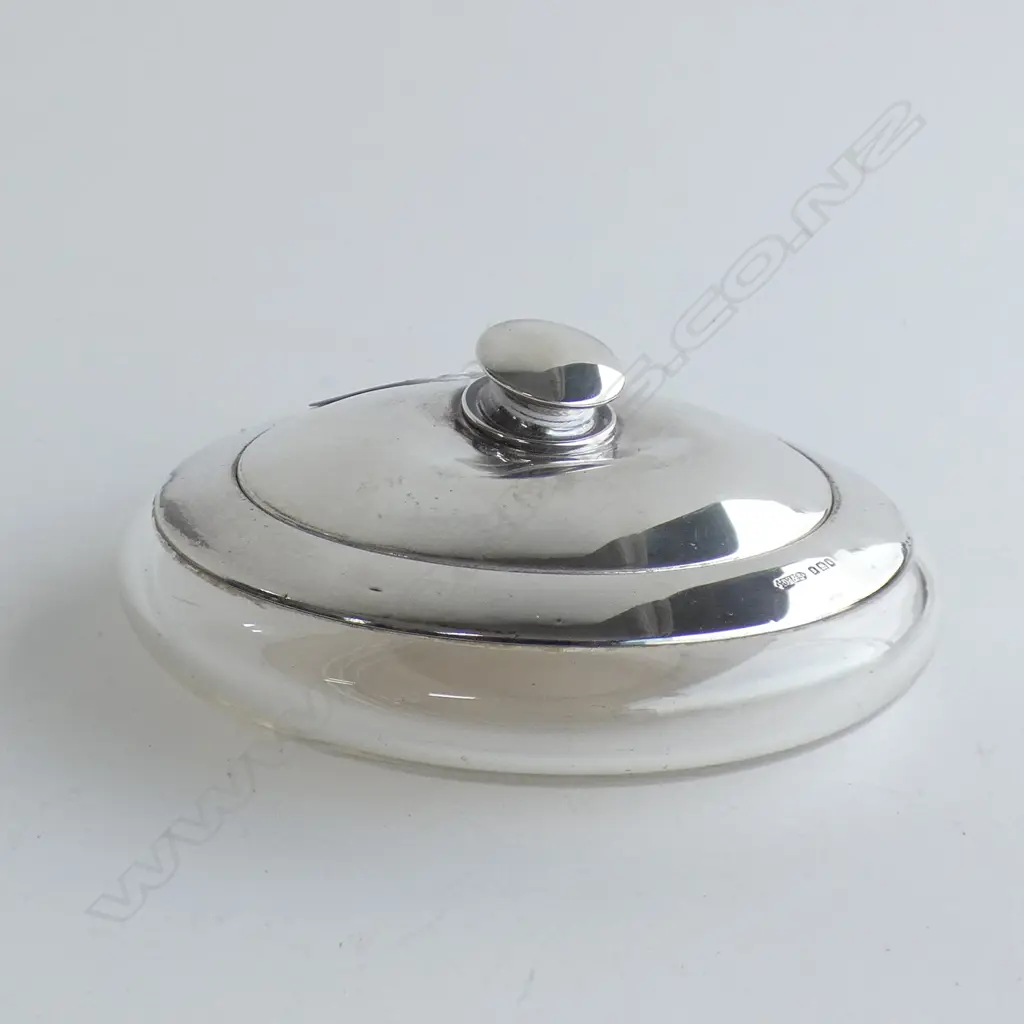 SILVER LIDDED GLASS POWDER BOWL LONDON 1922 (AF) Image 1++