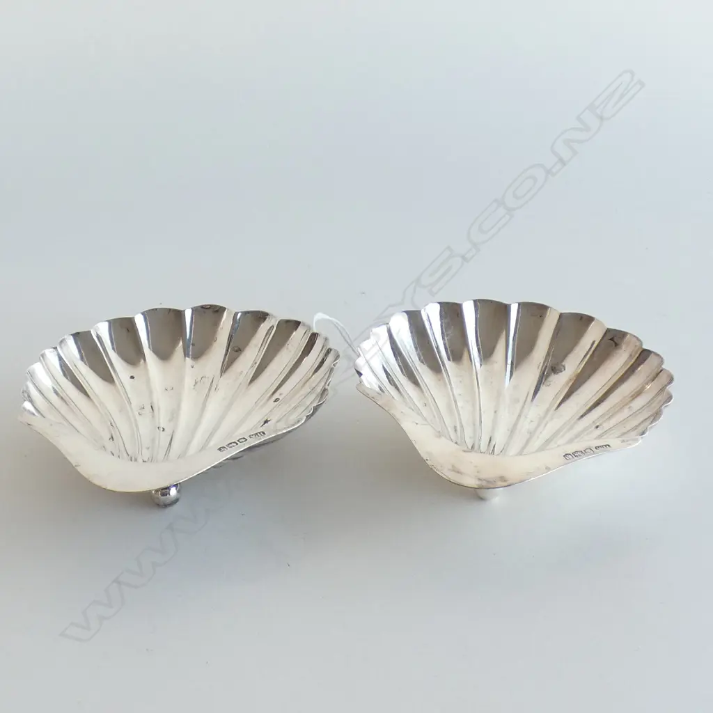 PR STG SILVER SCALLOPED BUTTER DISHES, SHEFFIELD 1926 115 GRAMS Image 1++