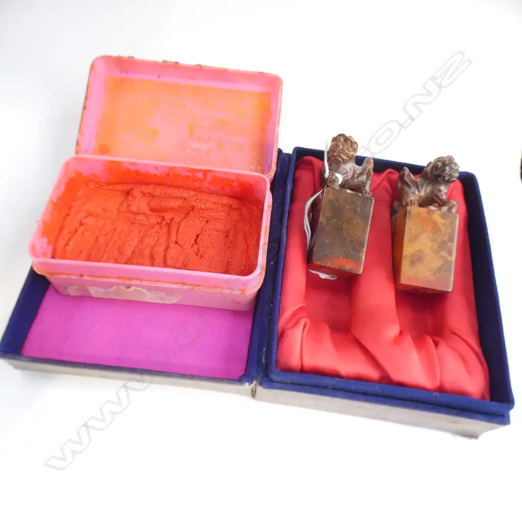 2 BOXED CHINESE CHOP SEALS H 60mm + RED PASTE Image 1++