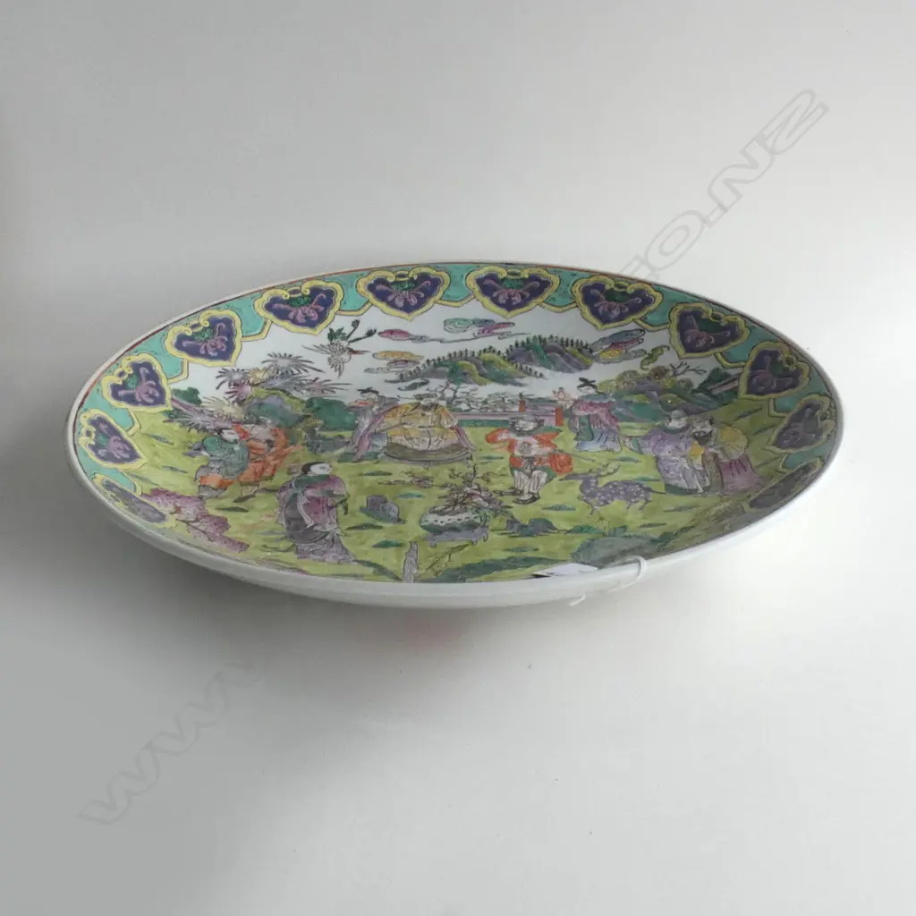 Large Chinese Porcelain Charger Image 1++