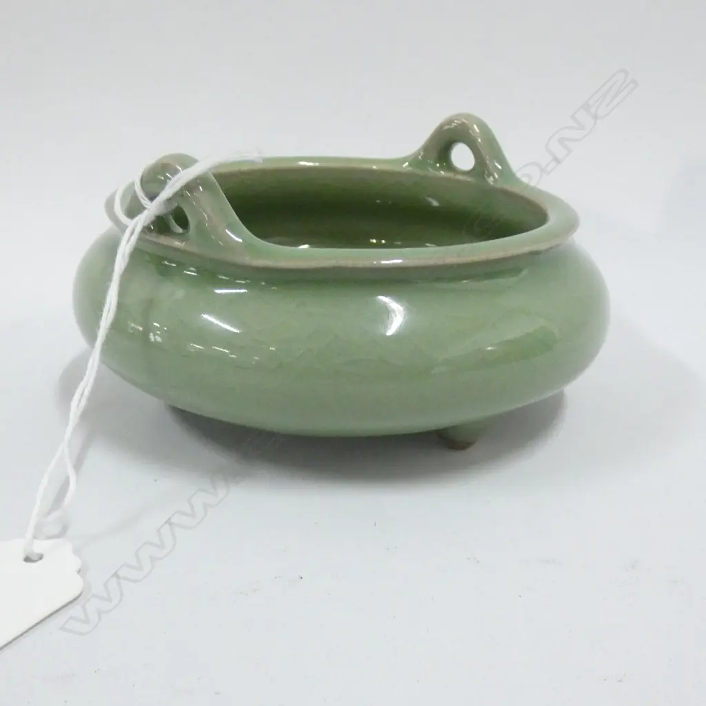 CHINESE CELADON INCENSE BURNER DIA 110MM Image 1++