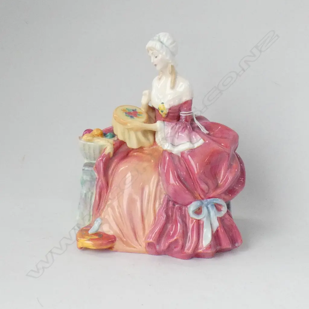 ROYAL DOULTON FIGURINE 'PENELOPE' H 190MM AF Image 1++