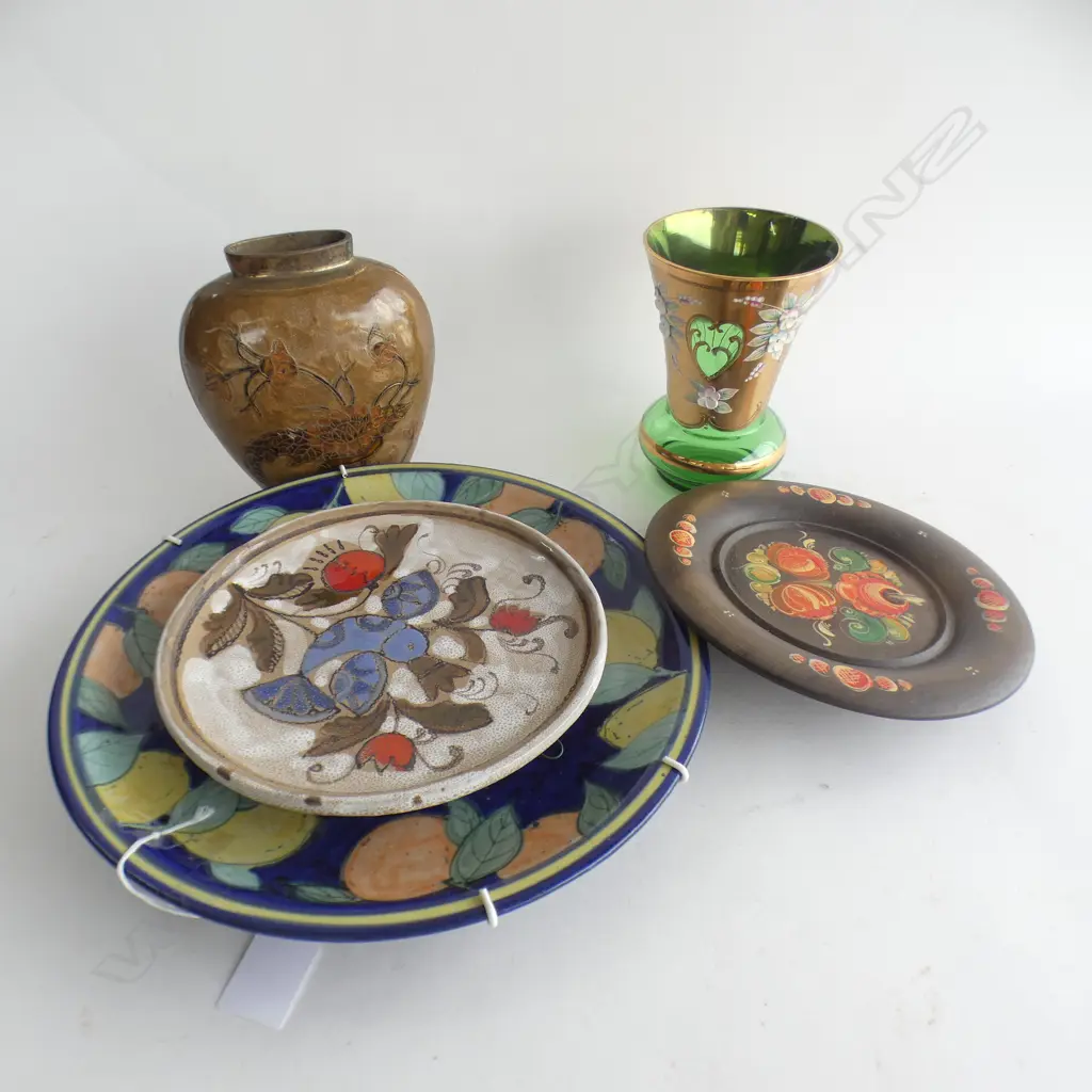 VENETIAN GREEN & GOLD VASE (H 140MM) GERMAN ENAMEL VASE (H155MM) 2 POTTERY PLATES + GERMAN WOODEN PLATE Image 1++