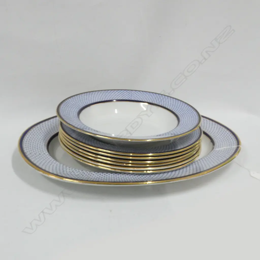 COPELAND SPODE PART SET; 6 DINNER PLATES / PLATTER & SHALLOW BOWL - DECORATIVE WIDE BLUE BANDED RIM Image 1++