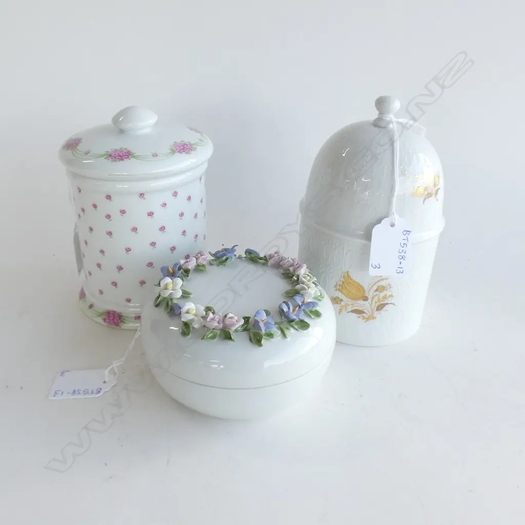 3 GERMAN PORCELAIN LIDDED POTS  - ROSENTHAL BJORN WIINBLAD (H165MM), ROYAL DUX  & ONE OTHER Image 1++