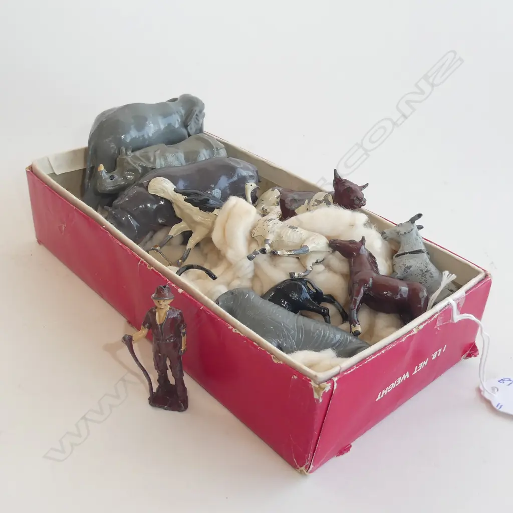 11 OLD LEAD TOY  ANIMALS BRITTIANS ETC. rhino elephant hippo etc some faults Image 1++