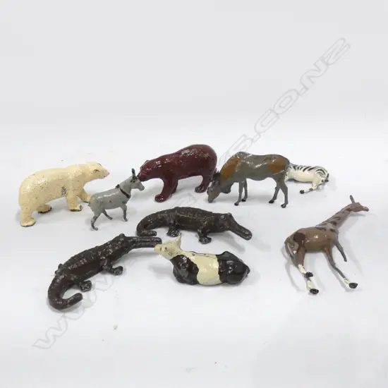 9 OLD LEAD TOY FARM ANIMALS BRITTIANS ETC. 2 CROCODILES. POLAR BEAR ETC some faults