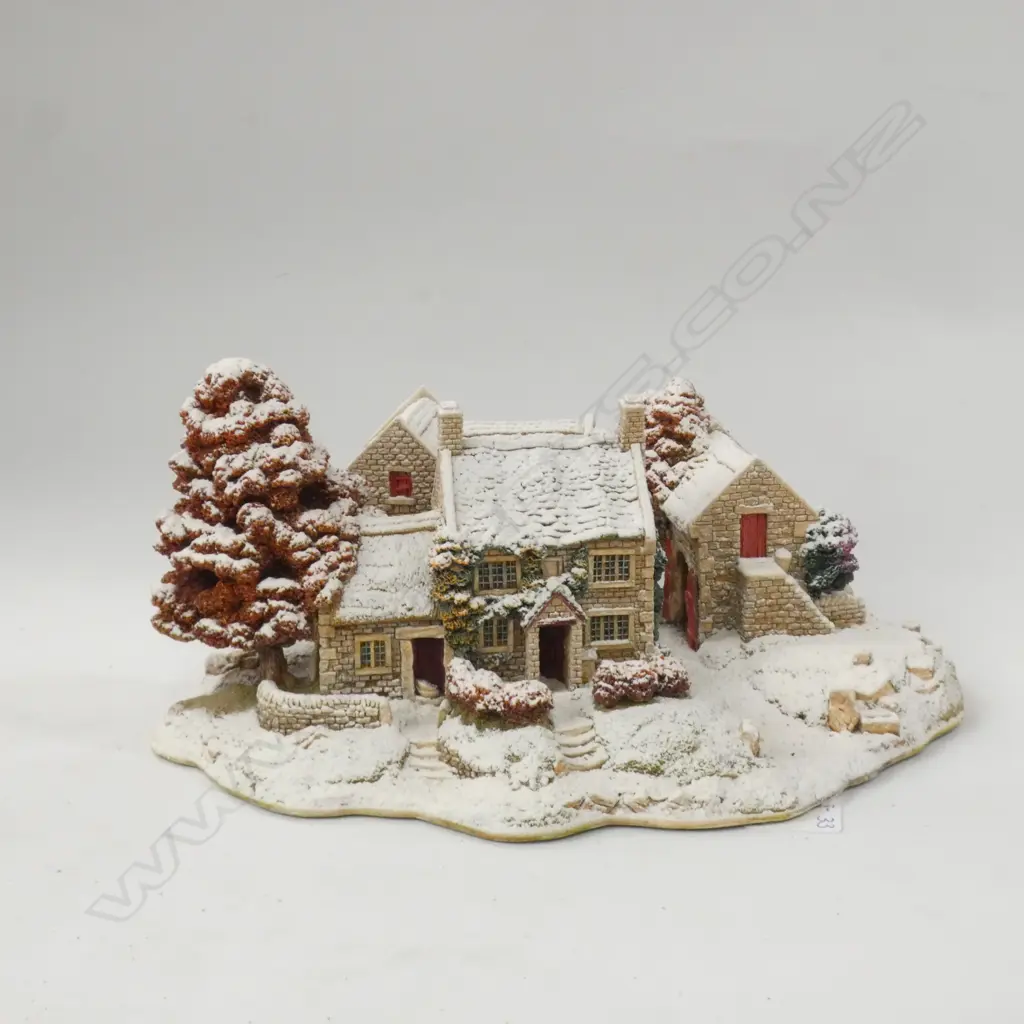 LG LILLIPUT LANE 'FIRST SNOW AT BLUEBELL' LTD ED 2035 WITH ORIGINAL BOX & CERTIFICATE Image 1++