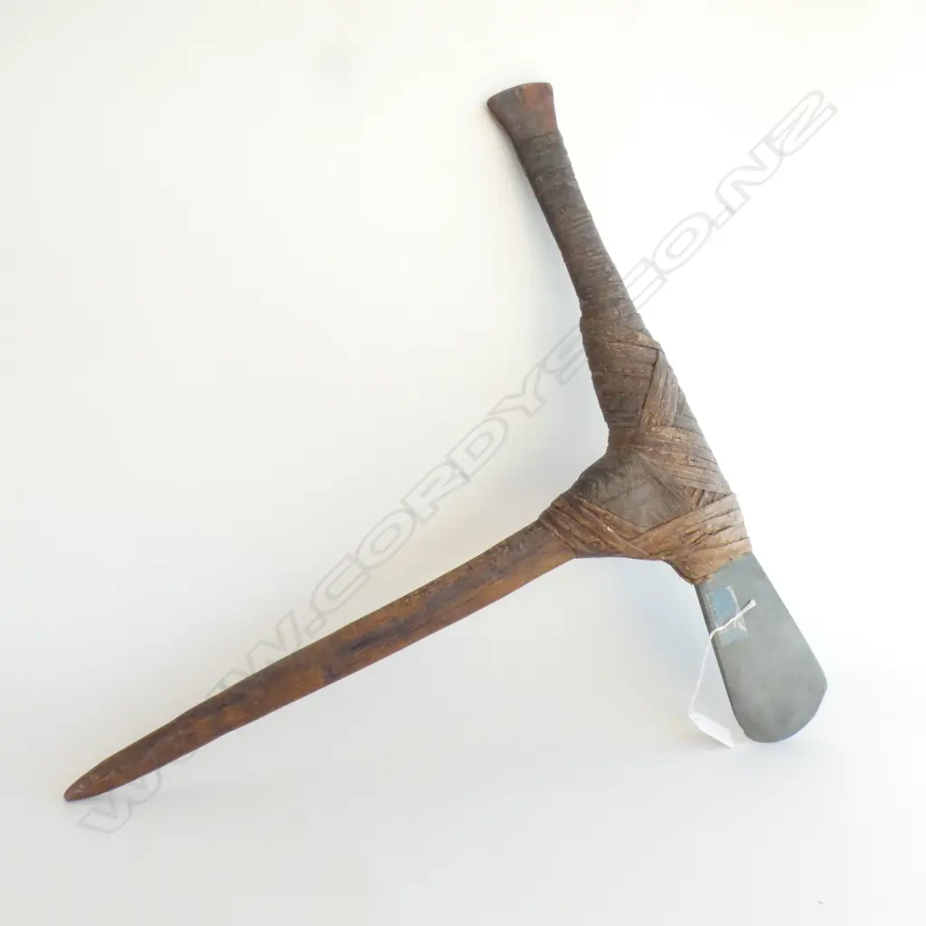 PAPUA AND NEW GUINEA WESTERN HIGHLANDS CEREMONIAL STONE ADZE L 530 MM Image 1++