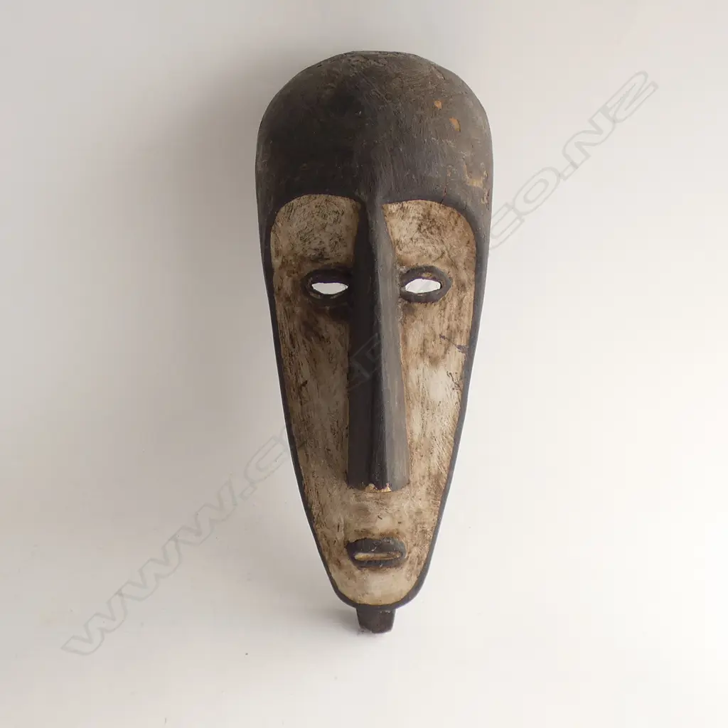 LARGE CARVED WOODEN TRIBAL WALL MASK L460MM Image 1++