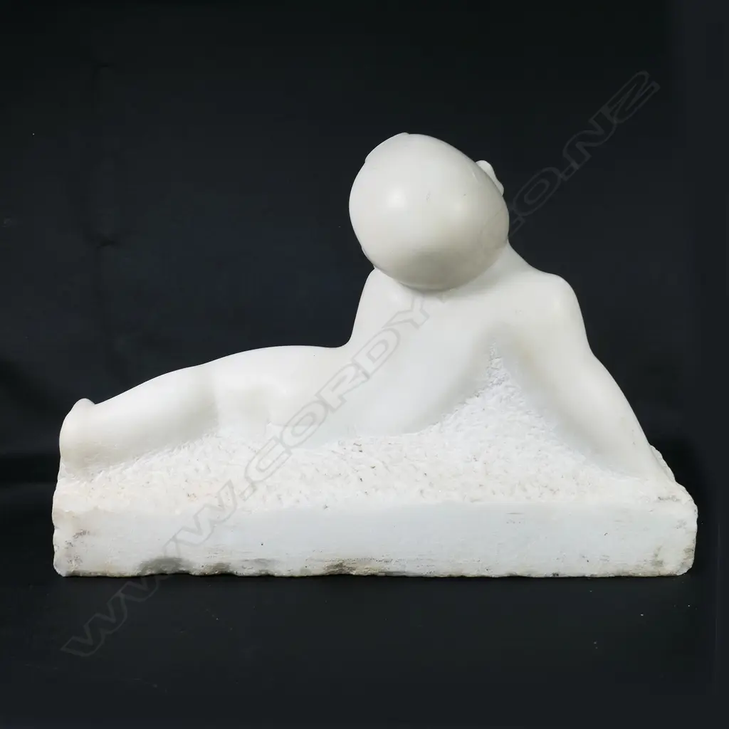 HEAVY WHITE MARBLE ORIENTAL RECLINING CHILD STATUE L.400MM Image 1++