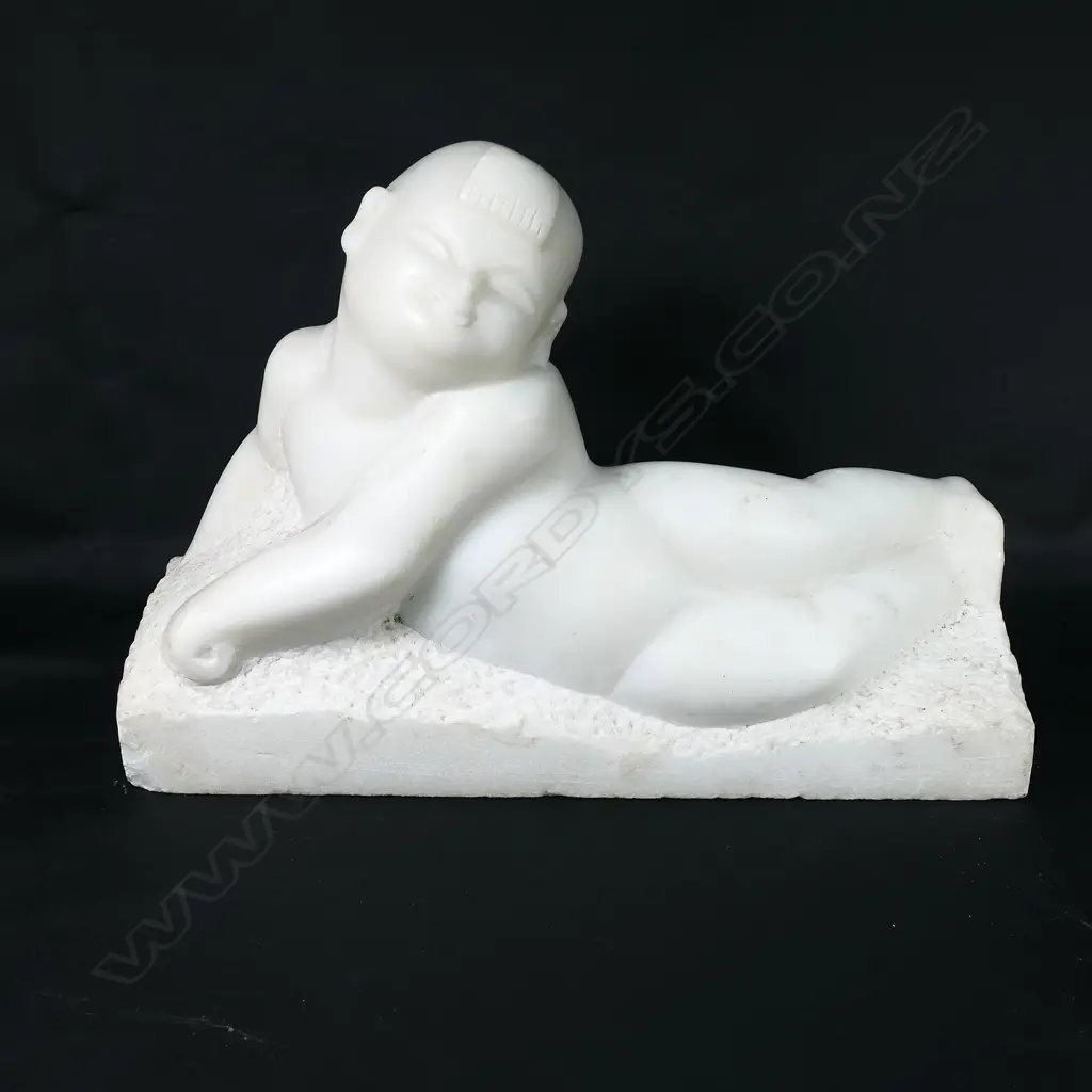 HEAVY WHITE MARBLE ORIENTAL RECLINING CHILD STATUE L.400MM Image 1++