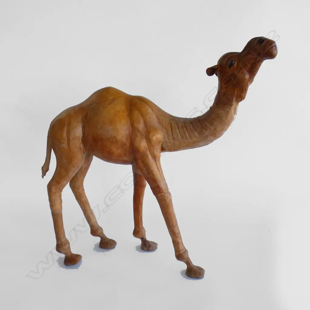 LGE LEATHER COVERED CAMEL ORNAMENT H.650mm Image 1++
