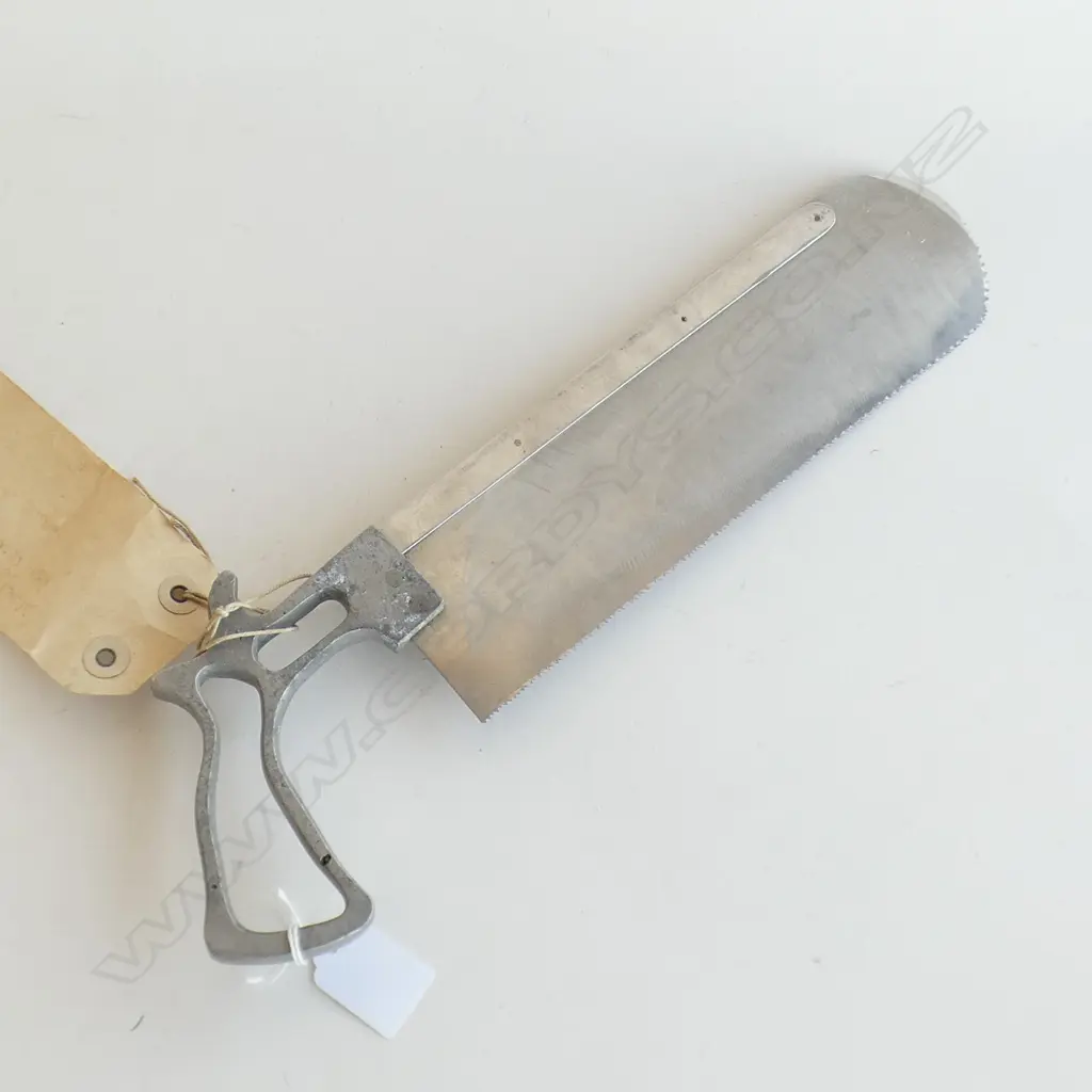 (K) VINTAGE STAINLESS STEEL MEDICAL SAW WITH NOTE ATTACHED (working order) Image 1++