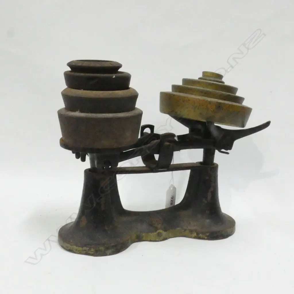 OLD SCALES + 9 WEIGHTS EX HIGHWIC HOUSE Image 1++