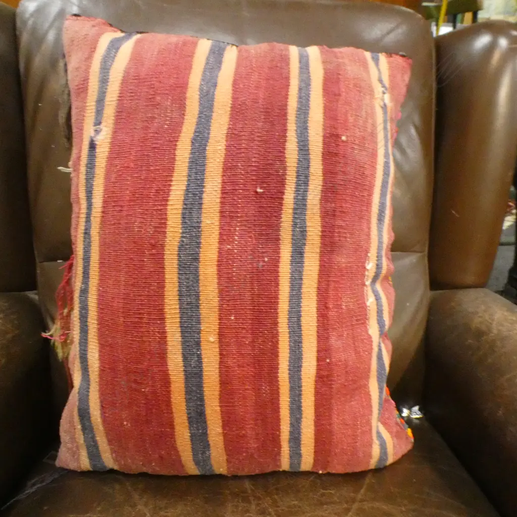  OLD BALUCHI CUSHION Image 1++