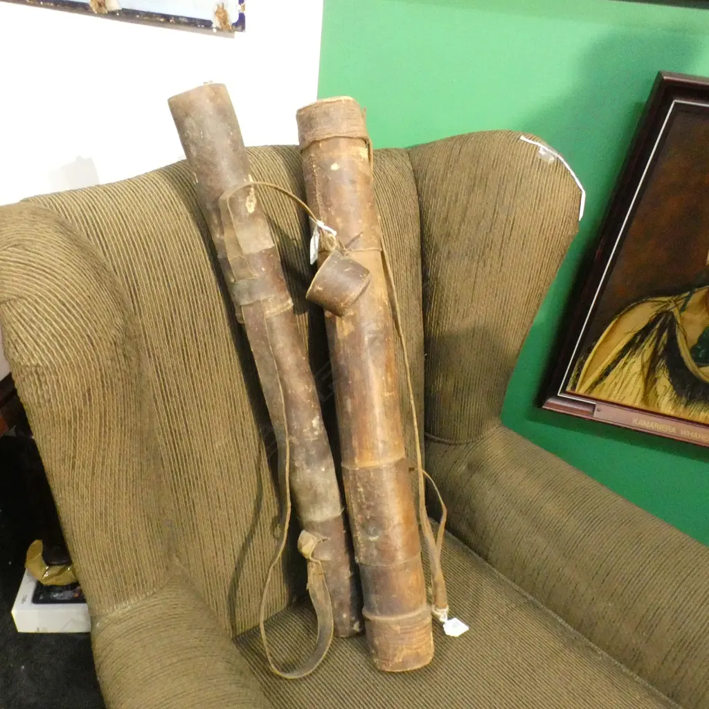 2 ANIMAL HIDE CASES w. ARROWS L.690mm Image 1++