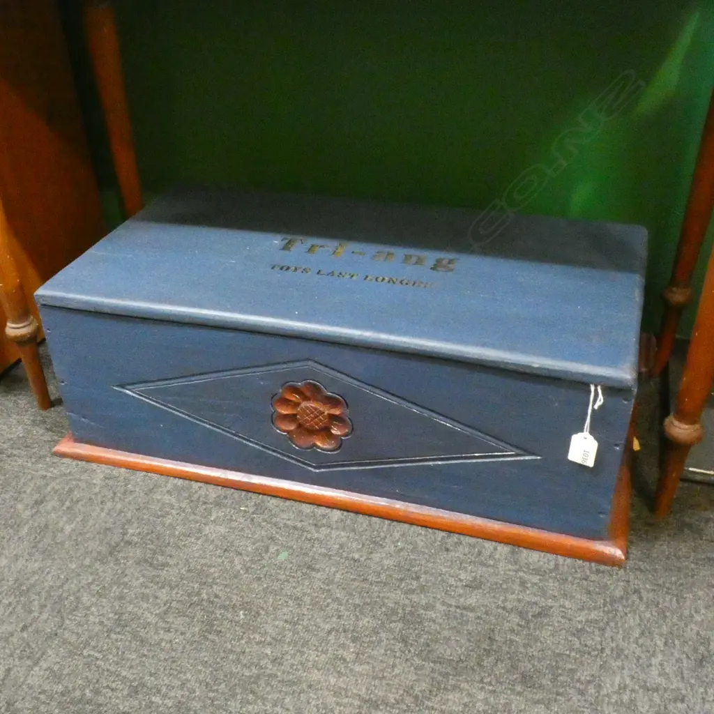WOODEN TOY BOX w. TRI-ANG STENCIL 650x350mm Image 1++