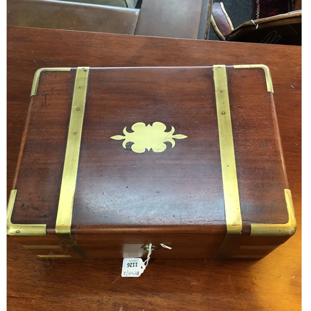 WOODEN VICTORIAN VANITY DRESSING CASE, w. EP POTS, PERFUME BOTTLES, LIFT OUT TRAY, W.310mm Image 1++