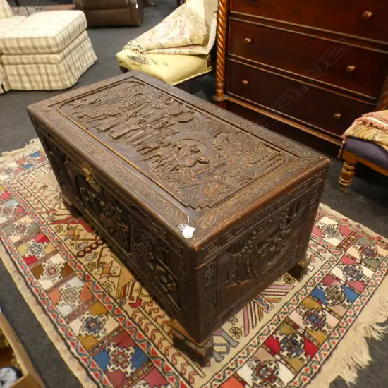 CAMPHOR CHEST w. LINEN CONTENTS 1120x590x580mm