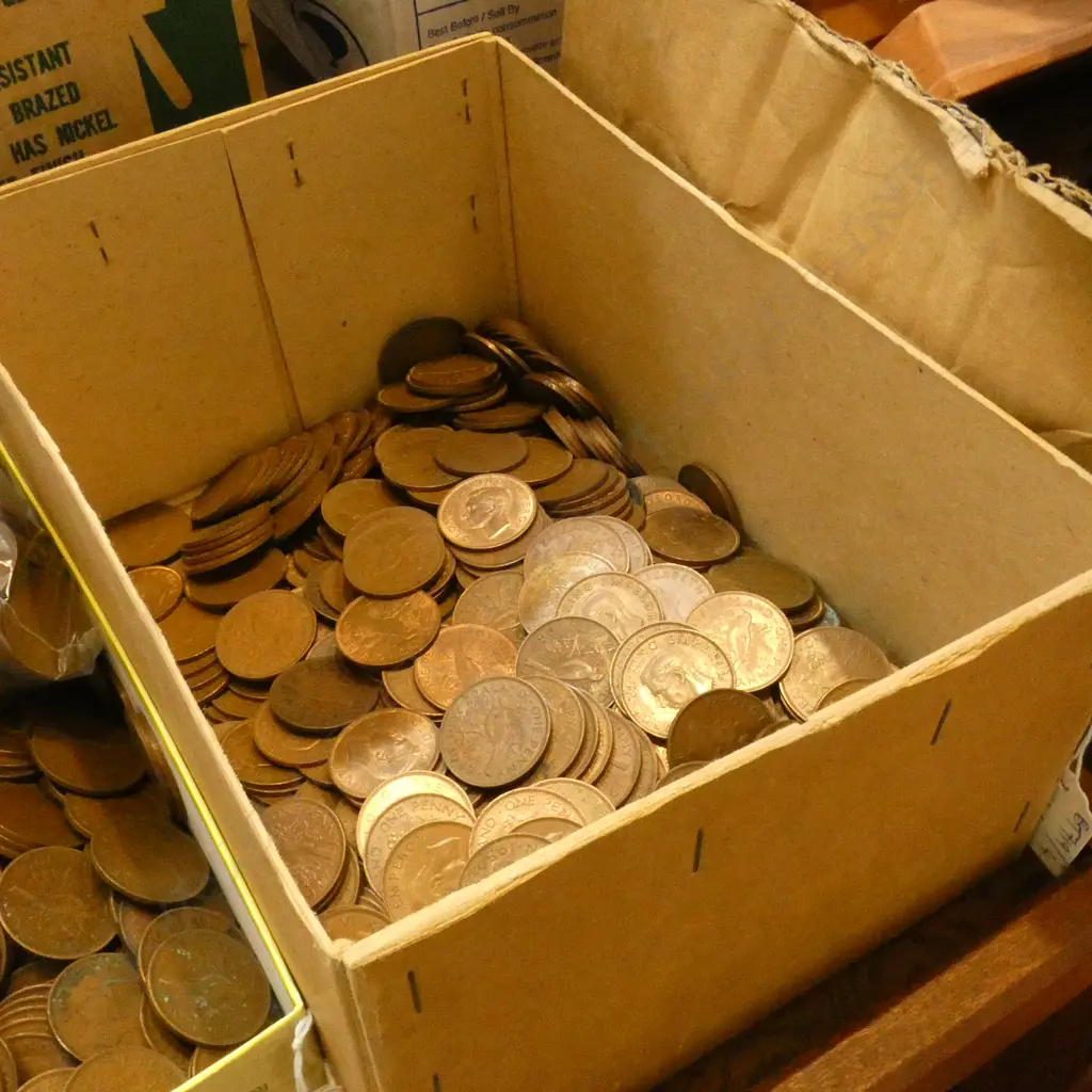 4.7 KG NZ COPPER PENNIES; POST 1947 Image 1++
