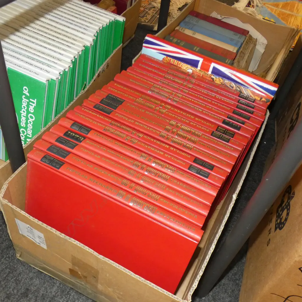 BOX LOT POPULAR MECHANICS DIY ENCYCLOPEDIAS Image 1++