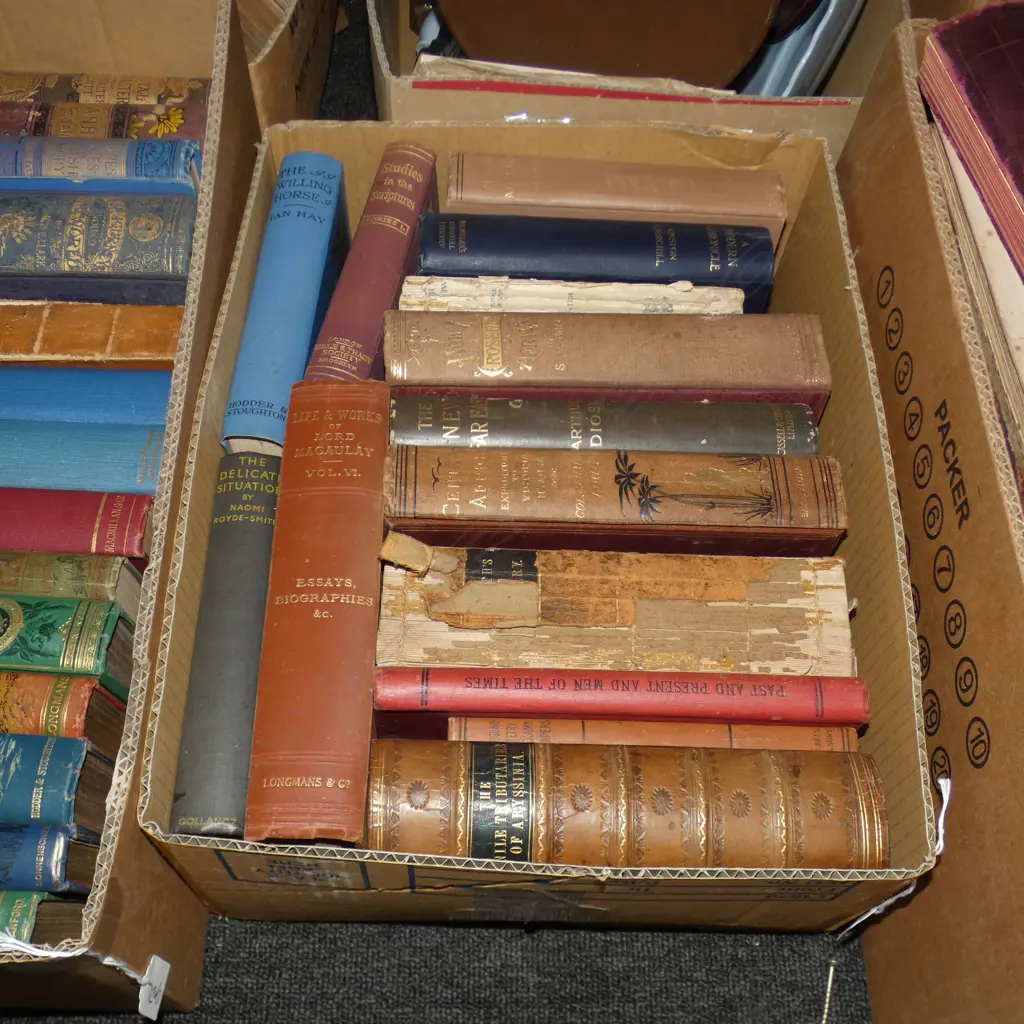 BOX LOT ANTIQUE BOOKS EX. HIGHWIC HOUSE Image 1++