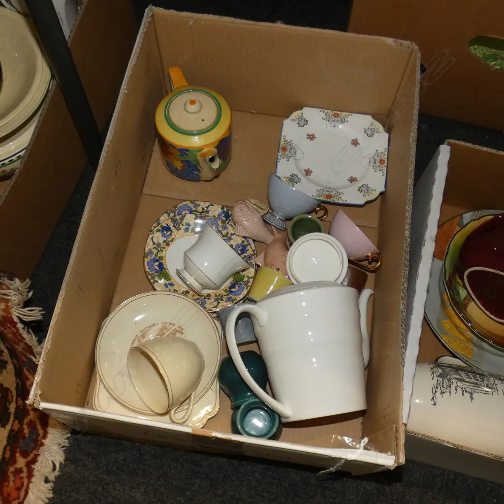 BOX ASST CHINA INCL ROYAL DOULTON GLORIA TEAPOT ETC.. Image 1++