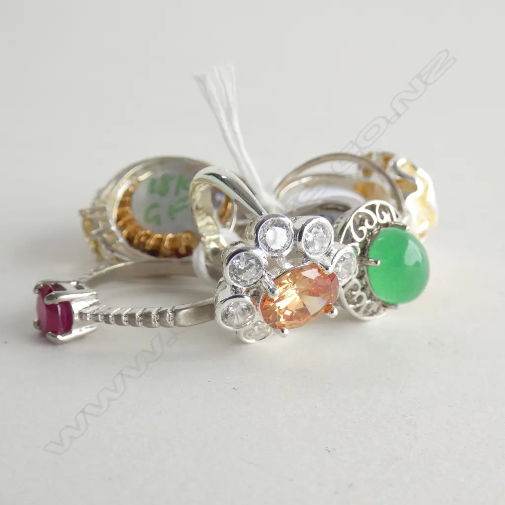 8 STG RINGS 33 GRAMS Image 1++
